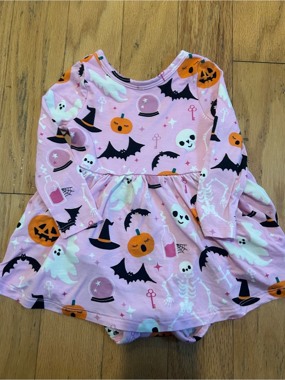 Little sleepies glowing ghouls bodysuit twirl 3-6 months